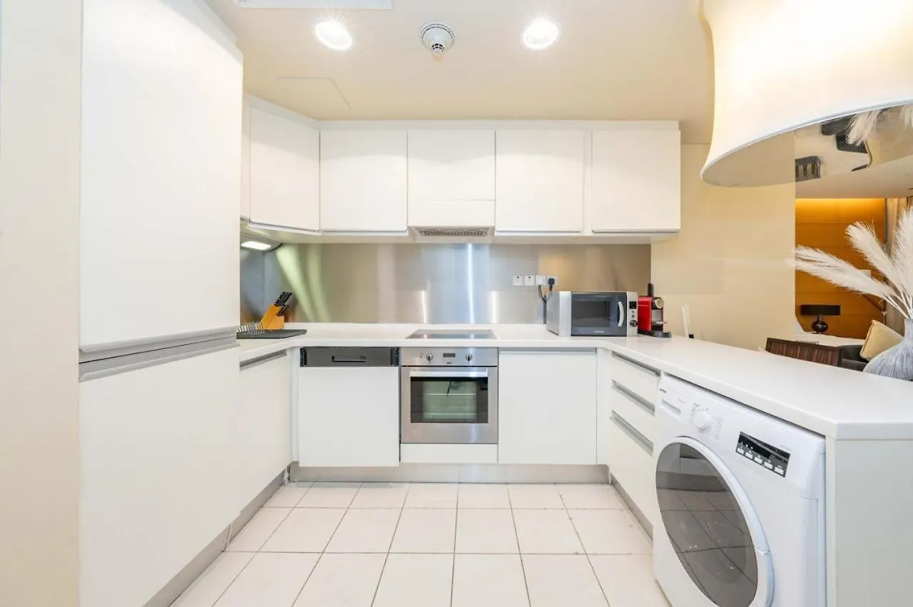 Apartment Luxurious Studio With Burj Khalifa View Direct Dubai Mall Access - Kempinski Hotel